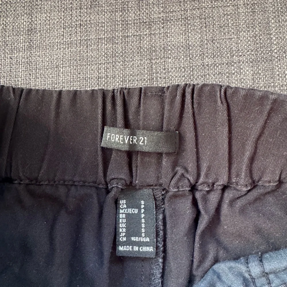 Black Cargo Jogger Pants - Picture 3 of 7